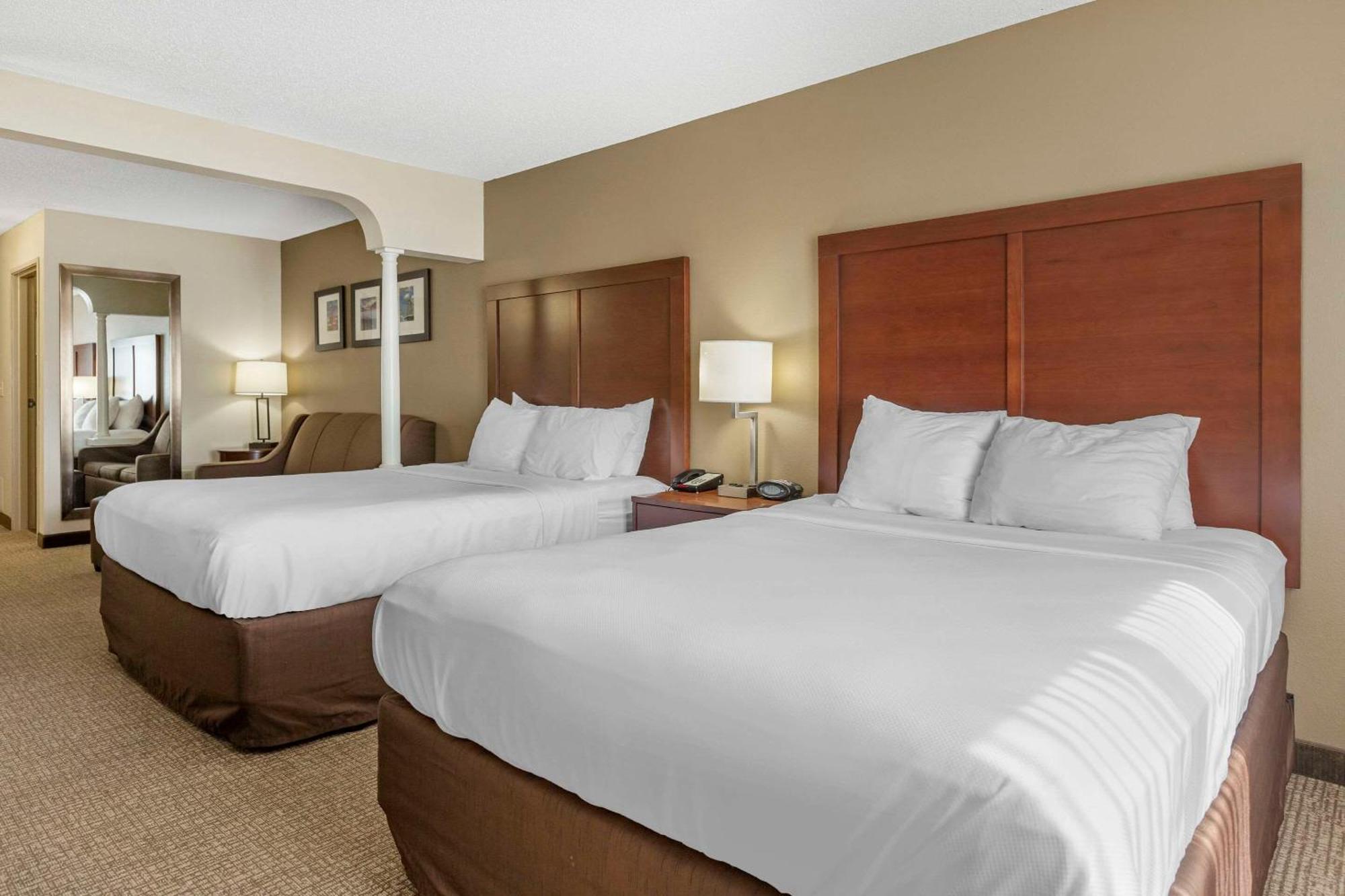 Comfort Suites Grandville - Grand Rapids Sw Екстериор снимка